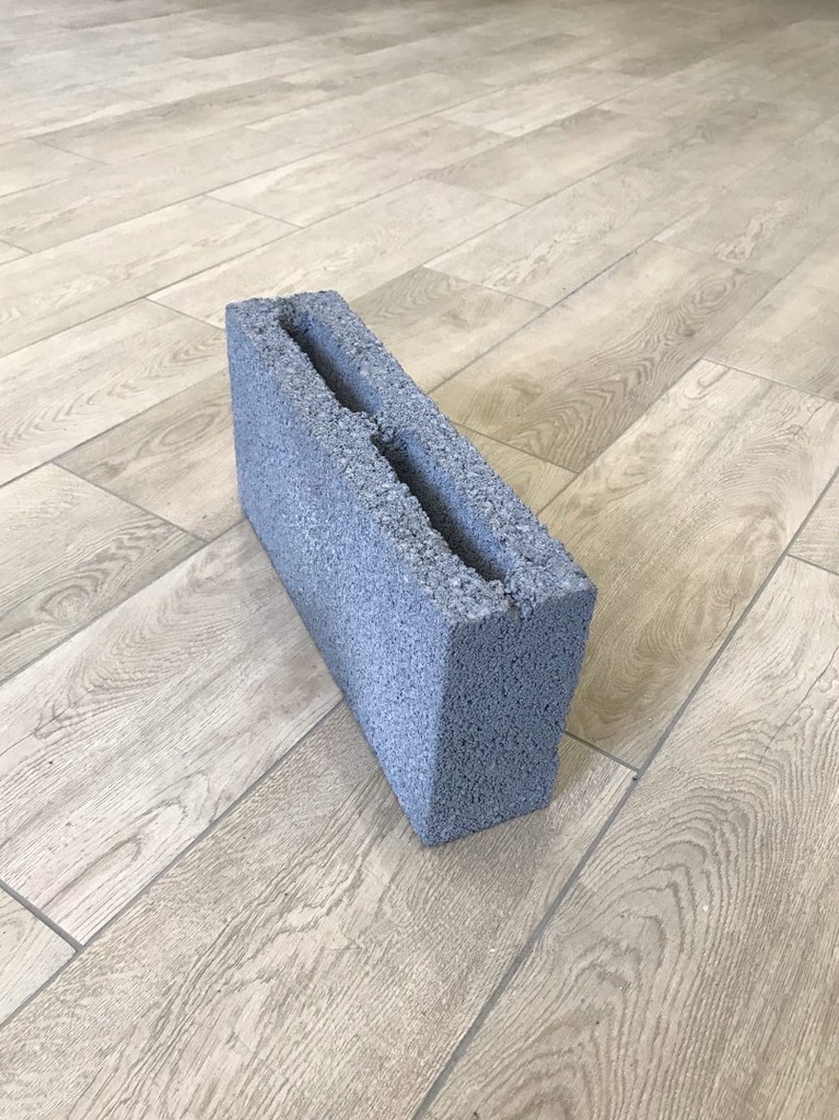 Керамзитобетонный блок перегородочный КБП-ПС09 (390-190-90)