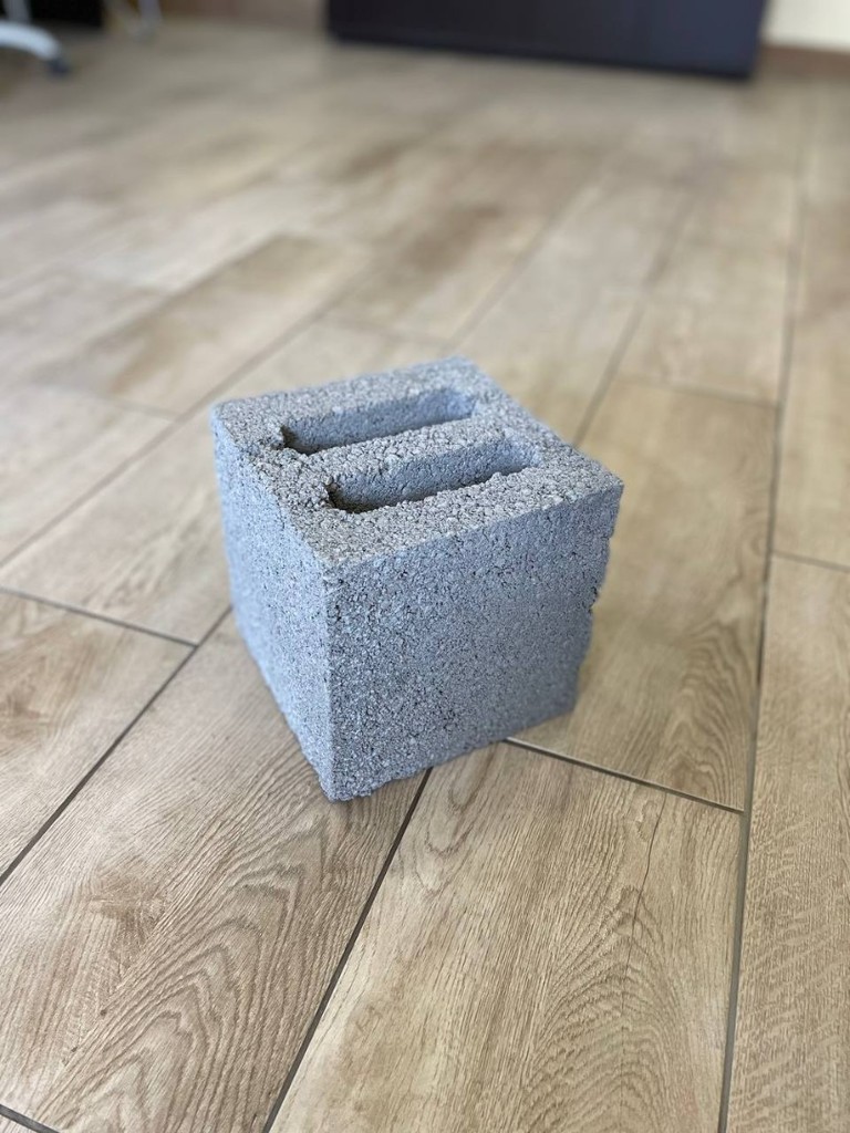 Керамзитобетонный блок стеновой КБСП-2ПС19 (190-190-190) ПОЛОВИНКА